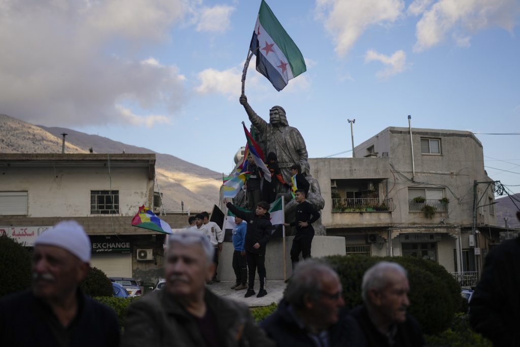 Ο «χάρτης» των παγκόσμιων αντιδράσεων για την πτώση Άσαντ: Ποιοι είναι υπέρ και ποιοι κατά