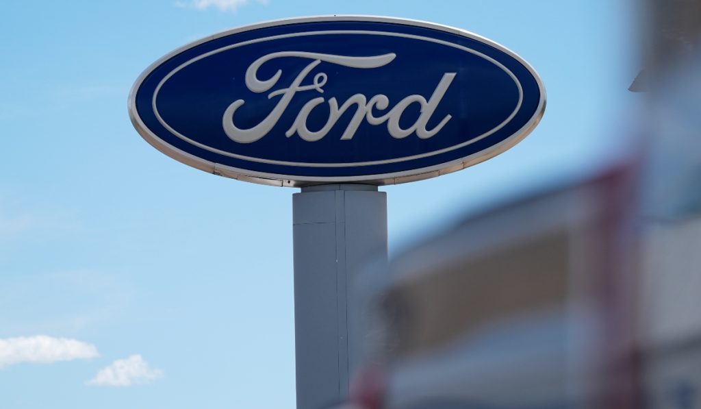 Σε κρίση και η Ford – Σχεδιάζει 4.000 απολύσεις στην Ευρώπη λόγω Κίνας