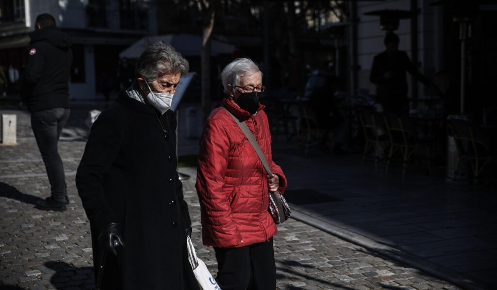 Επίδομα – εξιλέωσης 300 ευρώ σε συνταξιούχους 800 – 1.000 ευρώ με «προσωπική διαφορά»