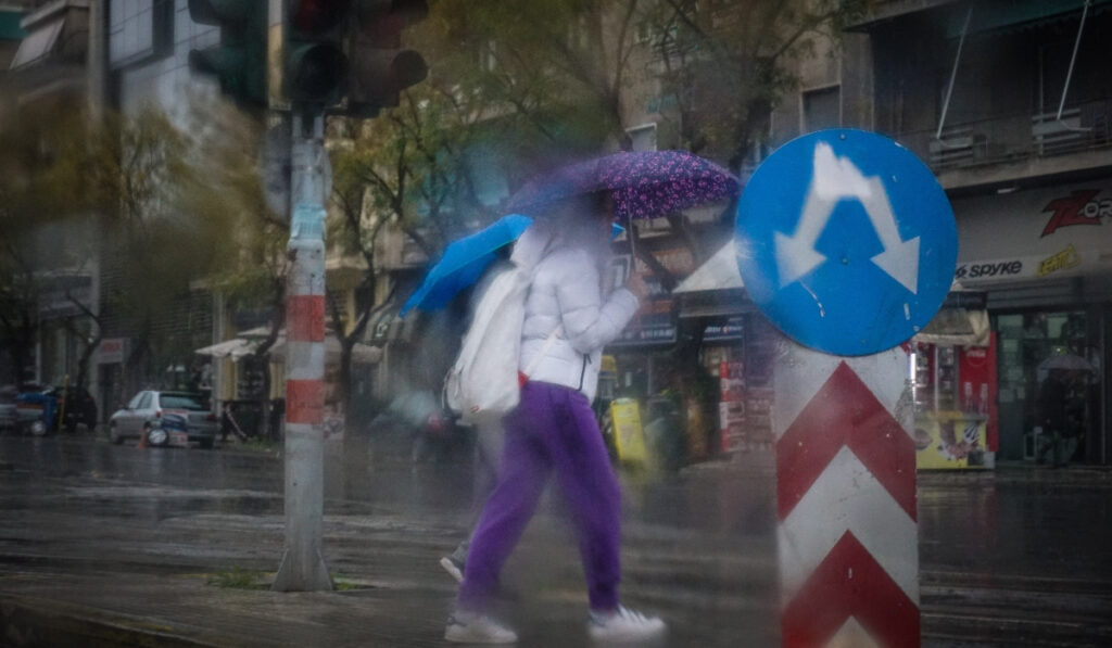 Καιρός-meteo: Πτώση θερμοκρασίας αύριο με βροχές και καταιγίδες – Οι περιοχές