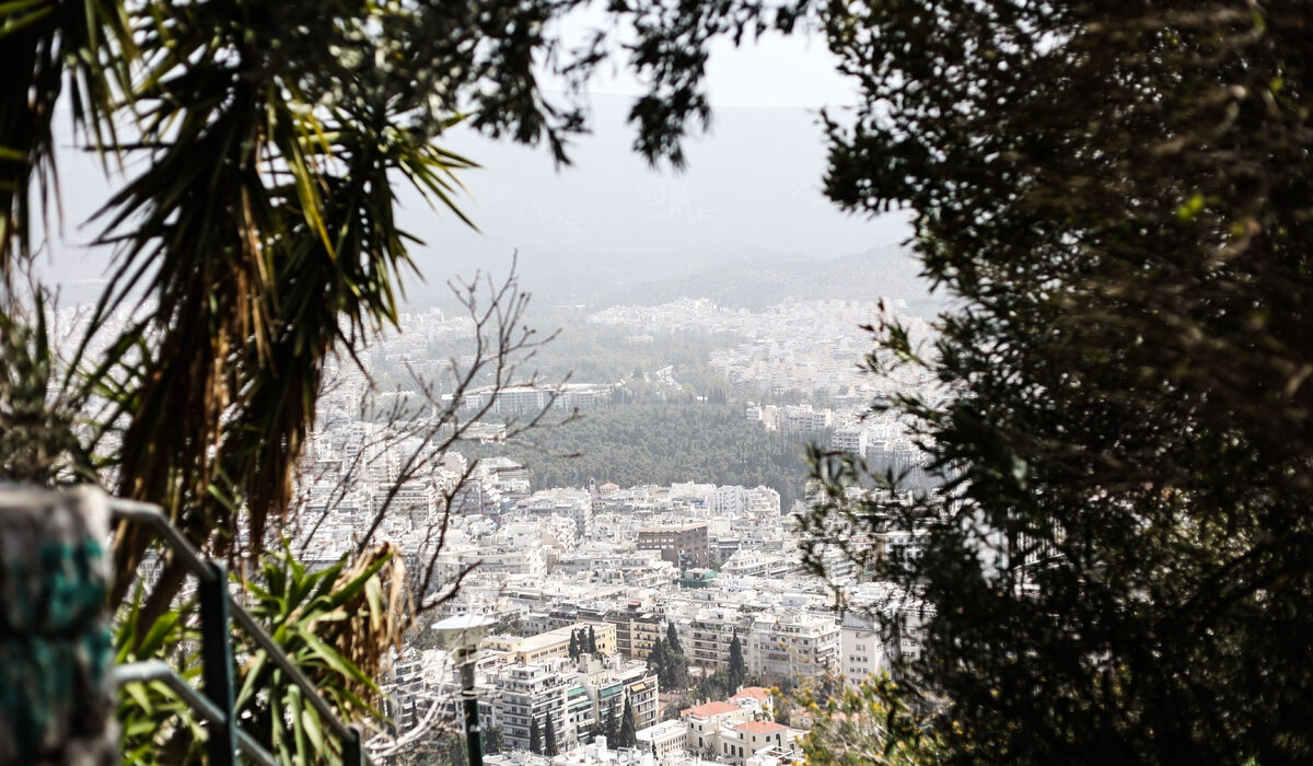 Δεύτερος γύρος αφρικανικής σκόνης με… καύσωνα: Οι δύο πιο ζεστές μέρες και το παράδοξο της Πρωταπριλιάς