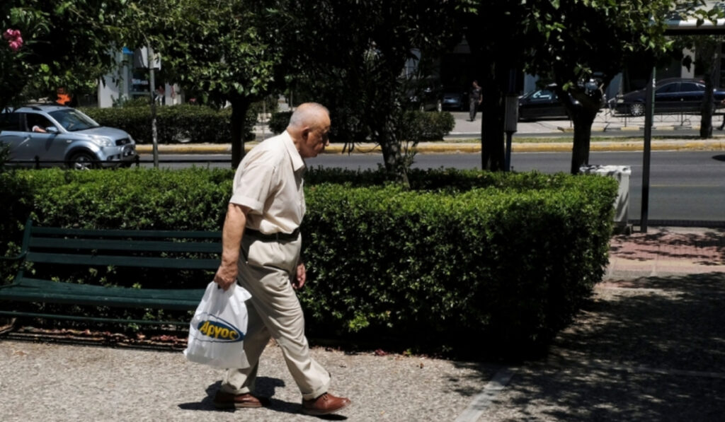 Επτά παράδοξα του Ασφαλιστικού: Πώς μετά την αύξηση εισπράττεις λιγότερα