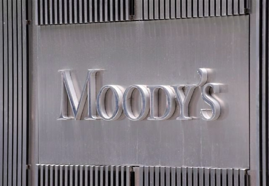 Moody’s: Υποβάθμισε το outlook πέντε ελληνικών τραπεζών