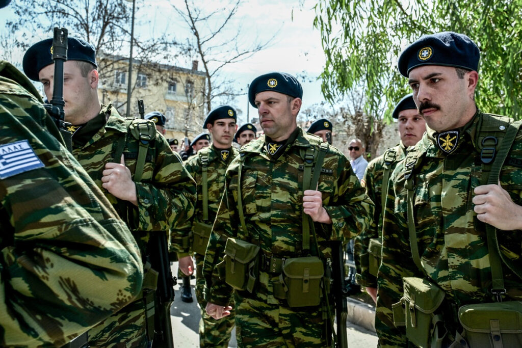 «Γκρίνια» Πλεύρη για την παρέλαση Κασσελάκη