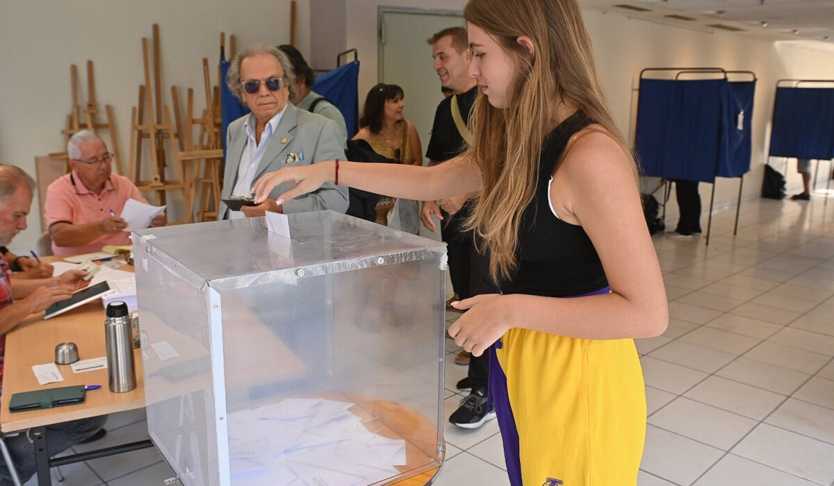 ΣΥΡΙΖΑ: Μεγάλη συμμετοχή-έκπληξη στις εκλογές, ψήφισαν πάνω από 10.000 μέλη έως τις 10 π.μ.