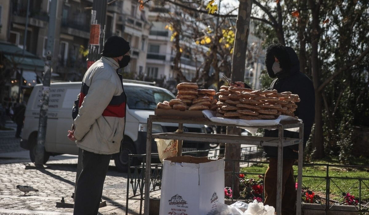 Κοινωνικό μέρισμα 2022 και δικαιούχοι: Η ακρίβεια τρομάζει πολίτες και κυβέρνηση