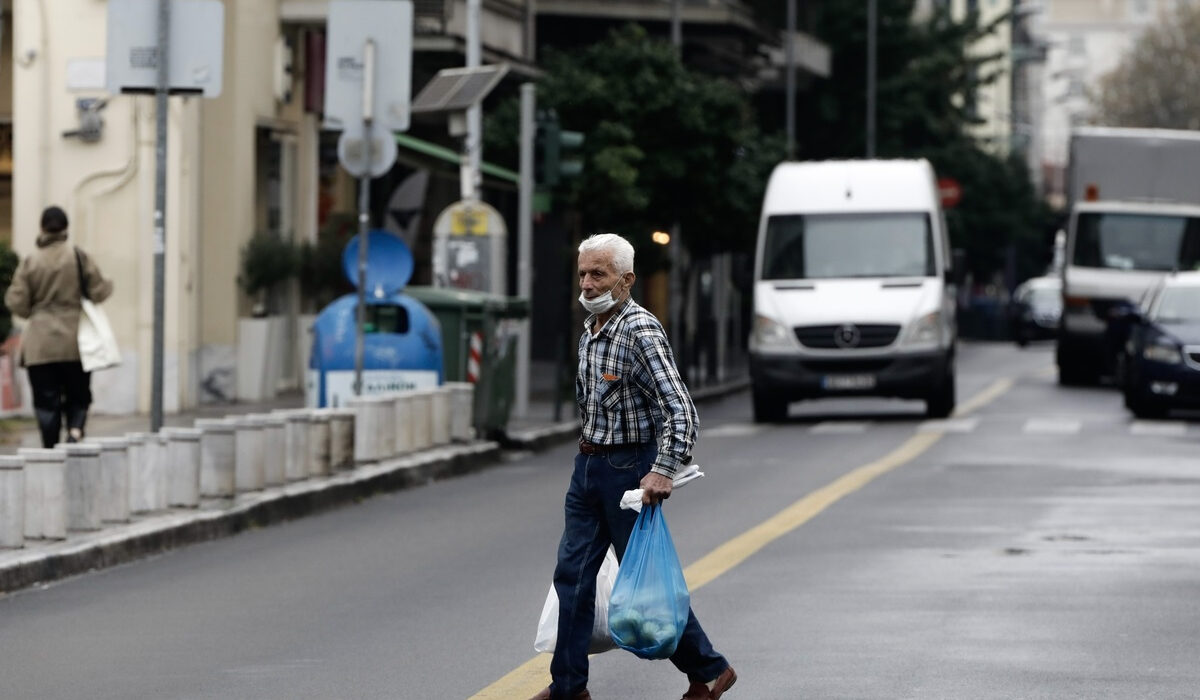 Αλέξης Π. Μητρόπουλος: Δώρα μόνο σε όσους έχουν ασκήσει αγωγές και μόνο αν ήταν διάδικοι στην «πιλοτική δίκη»