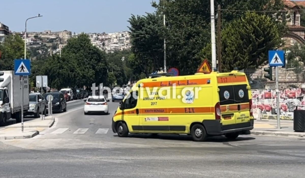 Αγωνία για τον 4χρονο που κατέρρευσε σε παραλία της Χαλκιδικής – Νοσηλεύεται διασωληνωμένος