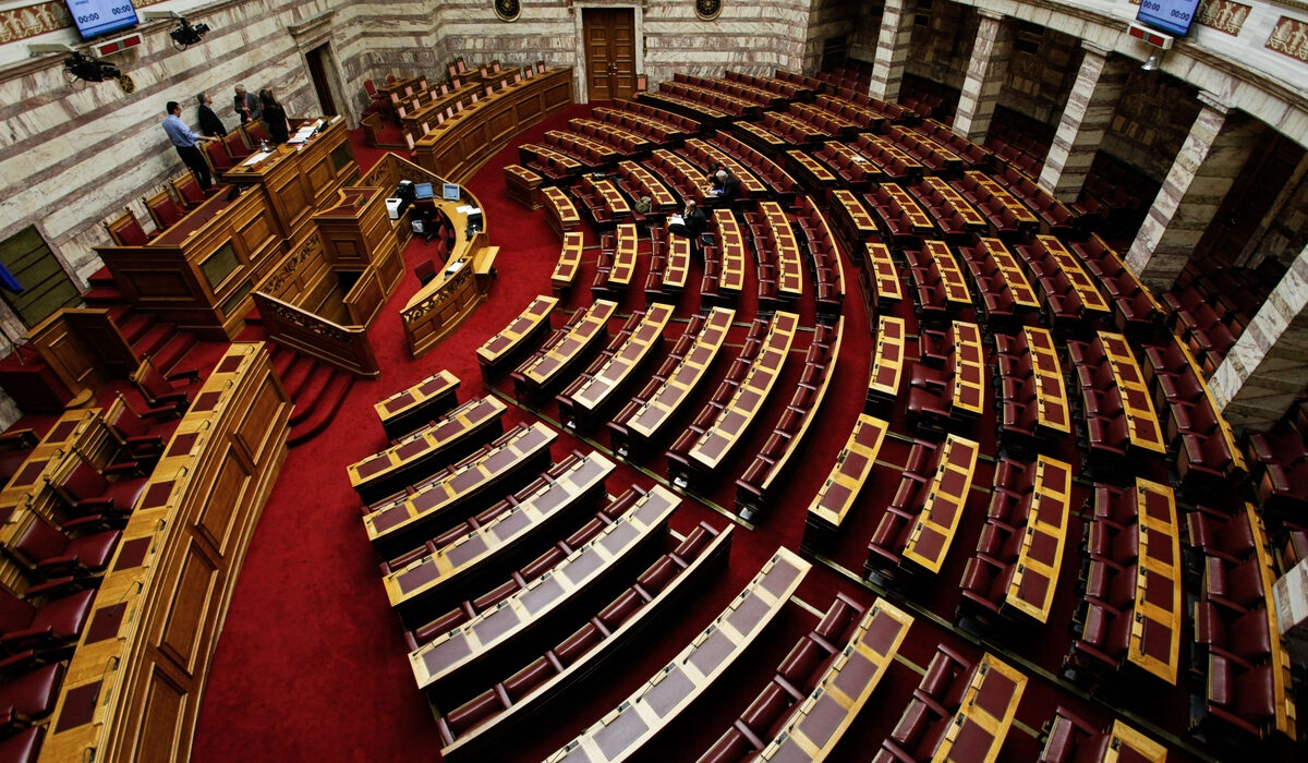 «Μαϊμού» επιστολή Τασούλα έταζε «χρήμα με ουρά» σε βουλευτές για προεκλογικά ρουσφέτια