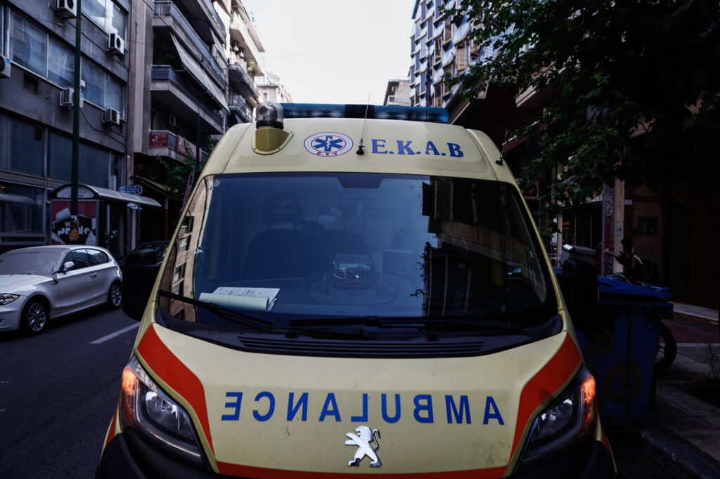 Κρήτη: Στη ΜΕΘ δίχρονο αγοράκι που κινδύνευσε να πνιγεί στη θάλασσα