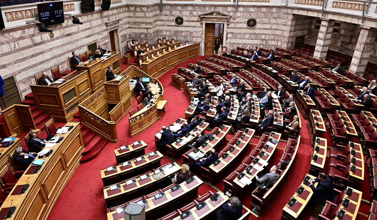 Τέμπη: Αυτή είναι η πρόταση του ΠΑΣΟΚ για Προανακριτική – Πώς προκύπτουν ευθύνες για τον Τριαντόπουλο