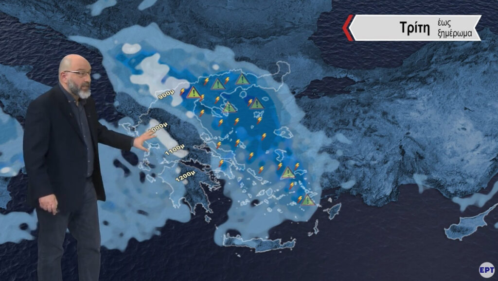 Σάκης Αρναούτογλου: Καταιγίδες και πυκνές χιονοπτώσεις τα ξημερώματα της Τρίτης – Οι περιοχές και τα υψόμετρα