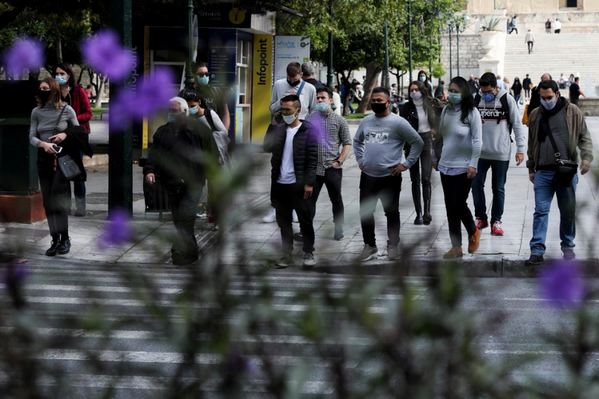 Εξαδάκτυλος: Το lockdown απέτρεψε πάνω από 10.000 νέα κρούσματα