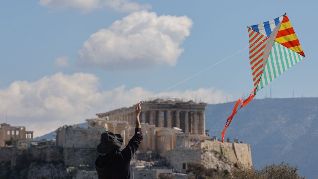 Ανοιξιάτικη Καθαρή Δευτέρα: Πού θα πετάξετε πιο εύκολα χαρταετό – Με τι καιρό η επιστροφή των εκδρομέων