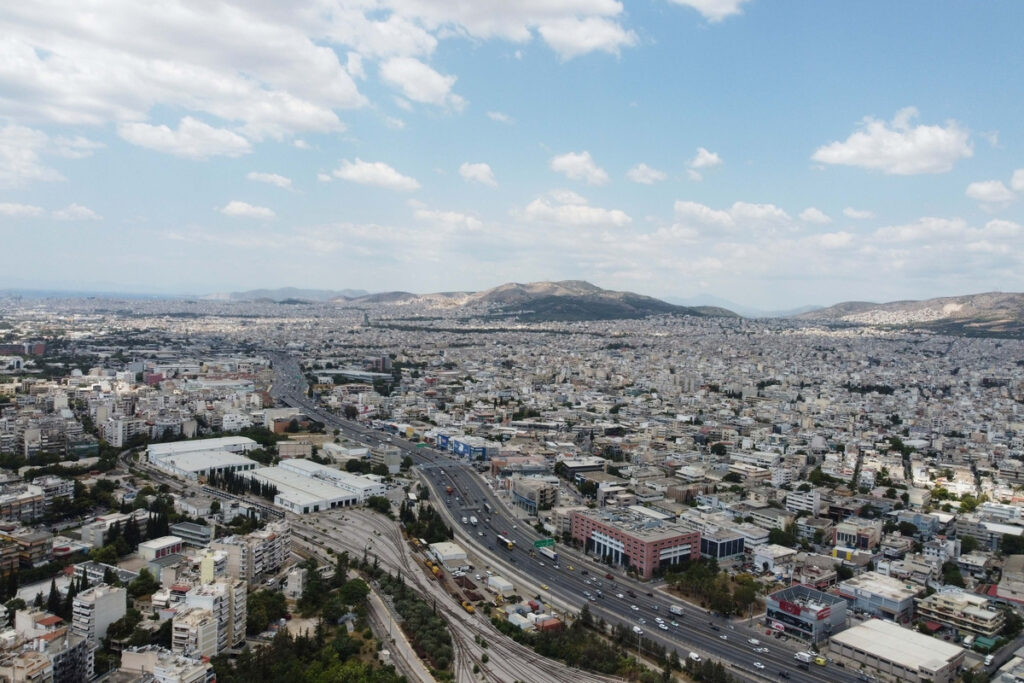 Αδειάζει η μισή τσέπη κάθε μήνα για νοίκι, ρεύμα και στεγαστικό – Έρευνα ΕΛΙΑΜΕΠ