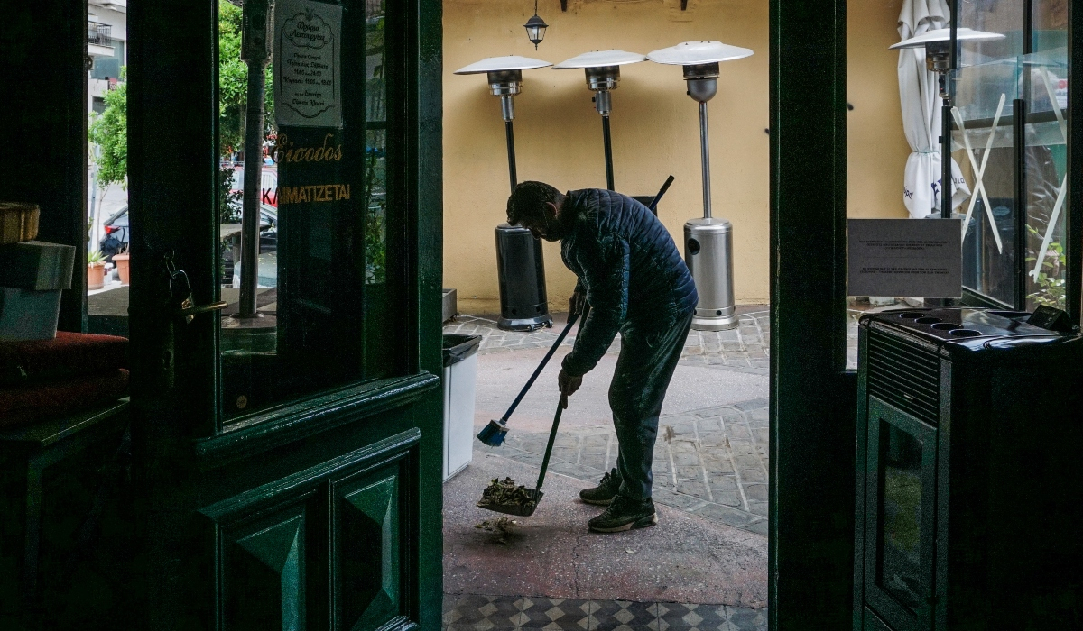 Καρτέλ στις τιμές βλέπουν 9 στις 10 μικρές και πολύ μικρές επιχειρήσεις