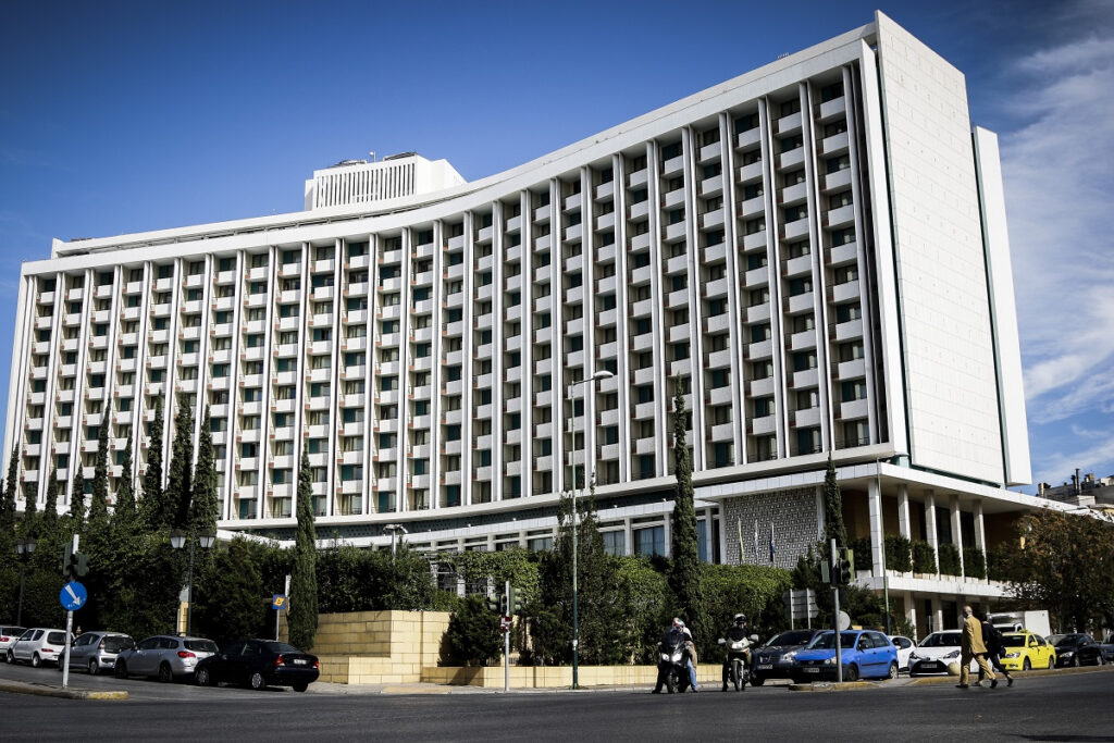 Τίτλοι τέλους για το Hilton: Κλείνει για δύο χρόνια, εθελουσία για τους εργαζόμενους