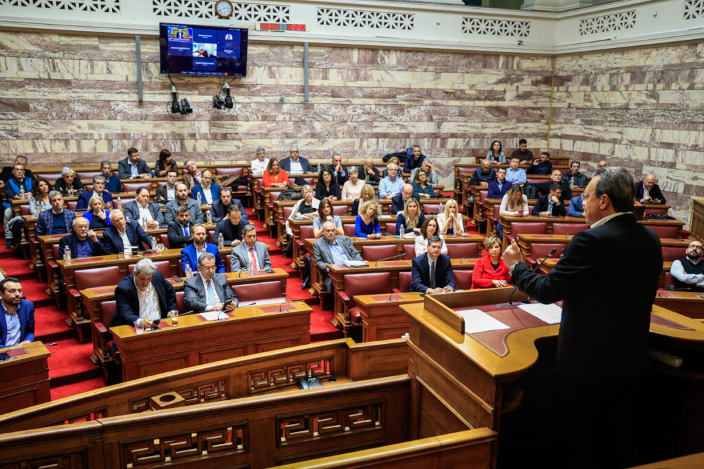 ΣΥΡΙΖΑ: Η διάταξη μάχης επί κοινοβουλευτικού εδάφους – Οι νέοι τομεάρχες του κόμματος