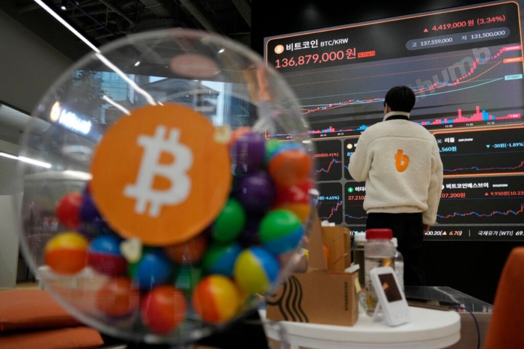 Ιστορικό ορόσημο για το Bitcoin: Έσπασε για πρώτη φορά το φράγμα των 100.000 δολαρίων