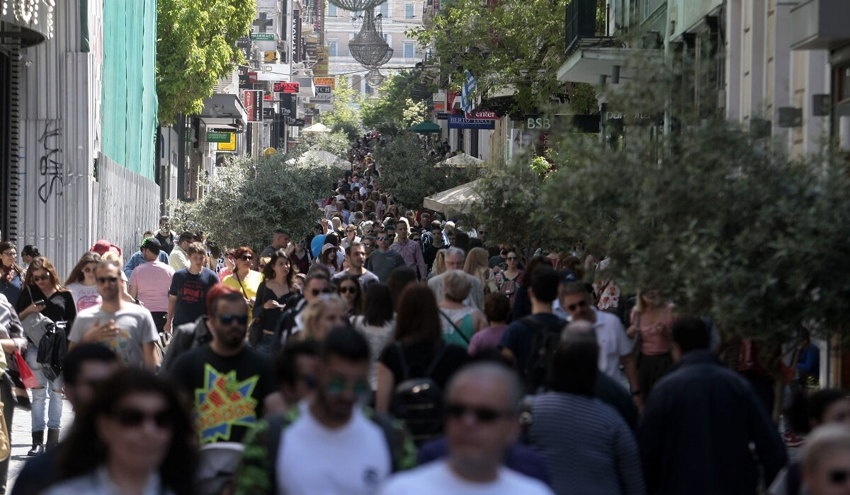 Πότε ανοίγουν μετά την Πρωτοχρονιά καταστήματα και σούπερ μάρκετ