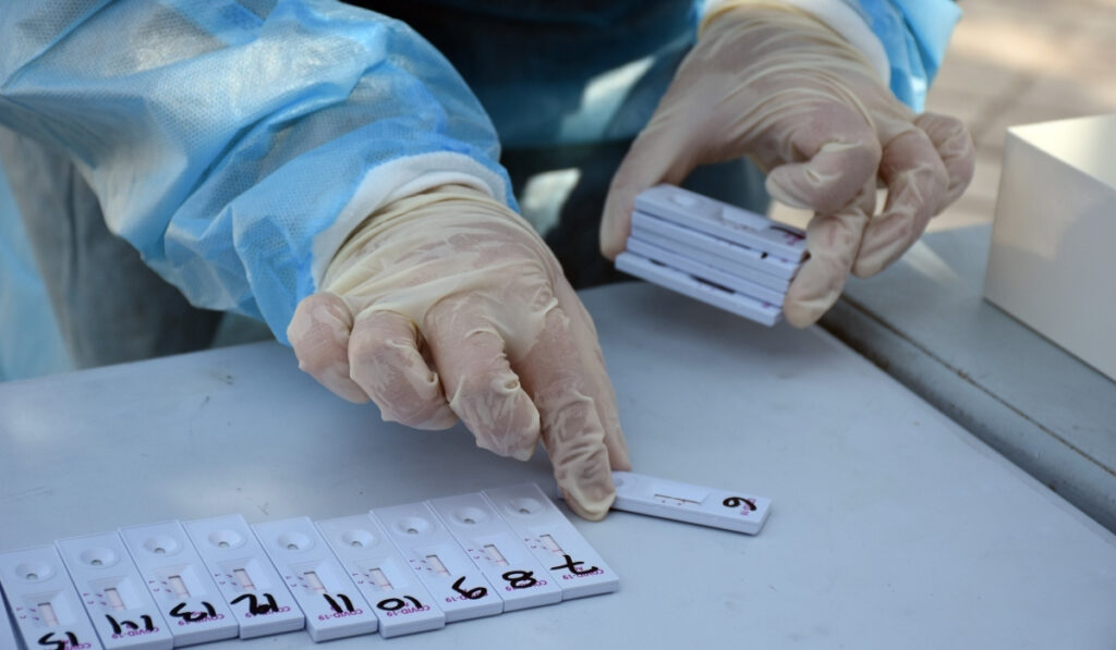 Rapid test: Πού γίνονται δωρεάν την Τετάρτη 14/12