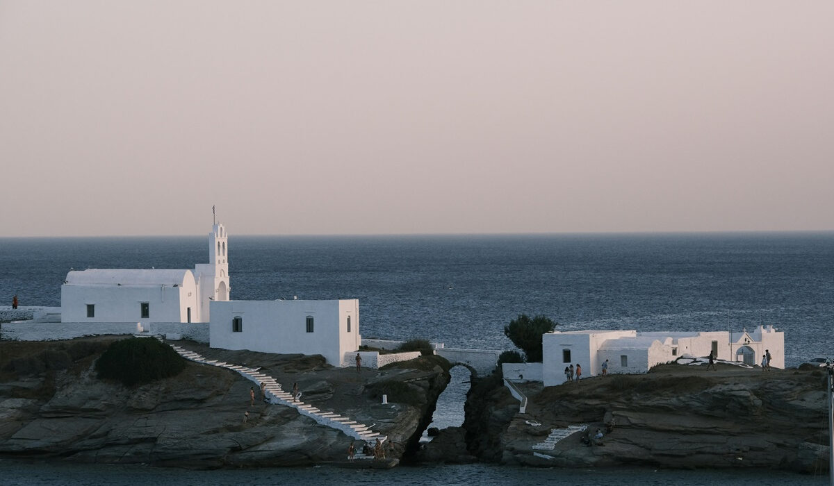 Τα 3 top ελληνικά νησιά για μαγικές διακοπές τον Σεπτέμβριο