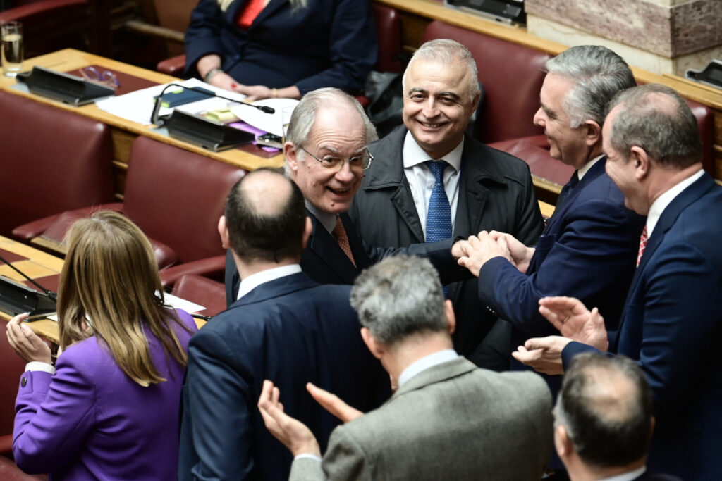 Τασούλας: Ανακοινώθηκε η παραίτησή του από την Προεδρία της Βουλής και το βουλευτικό αξίωμα