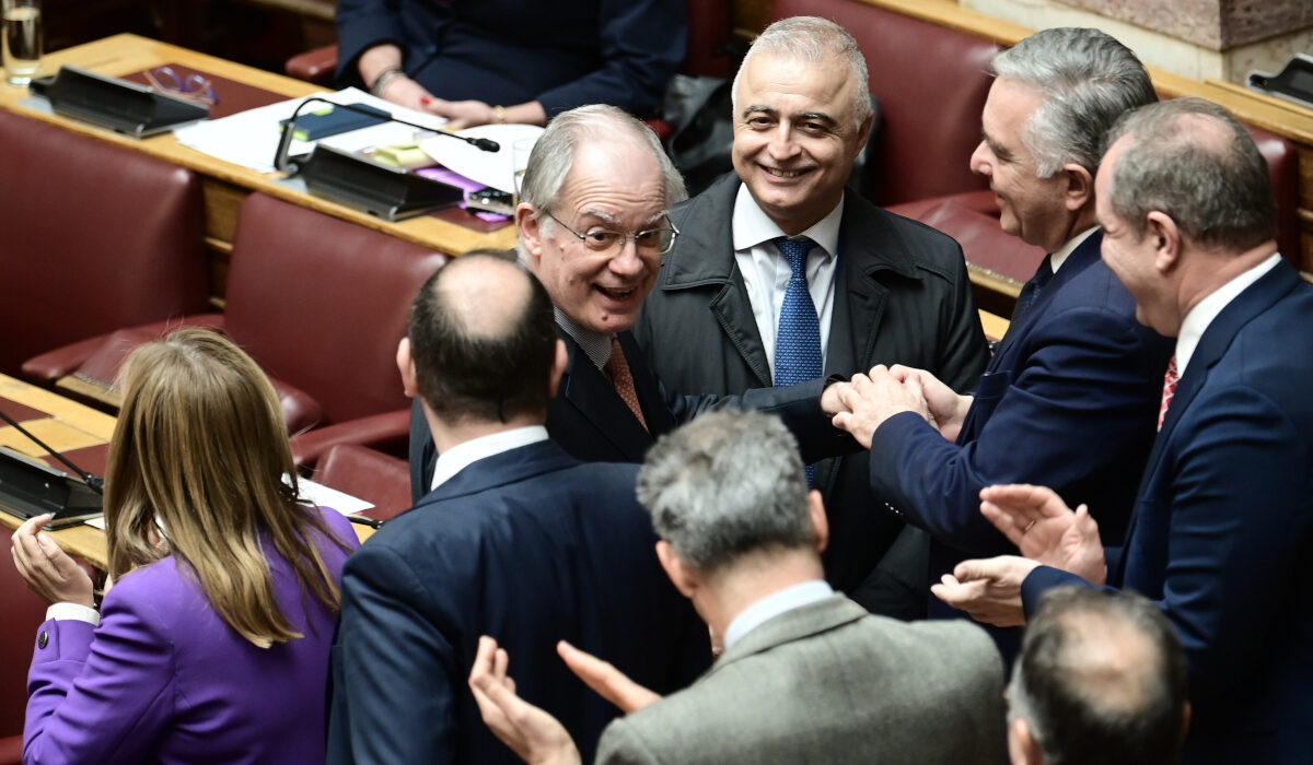 Τασούλας: Ανακοινώθηκε η παραίτησή του από την Προεδρία της Βουλής και το βουλευτικό αξίωμα