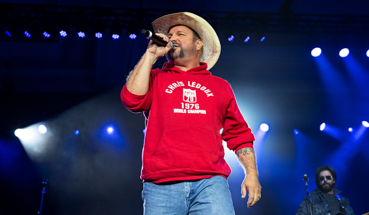 Garth Brooks: Ο σούπερ σταρ της κάντρι μουσικής κατηγορείται για βιασμό 