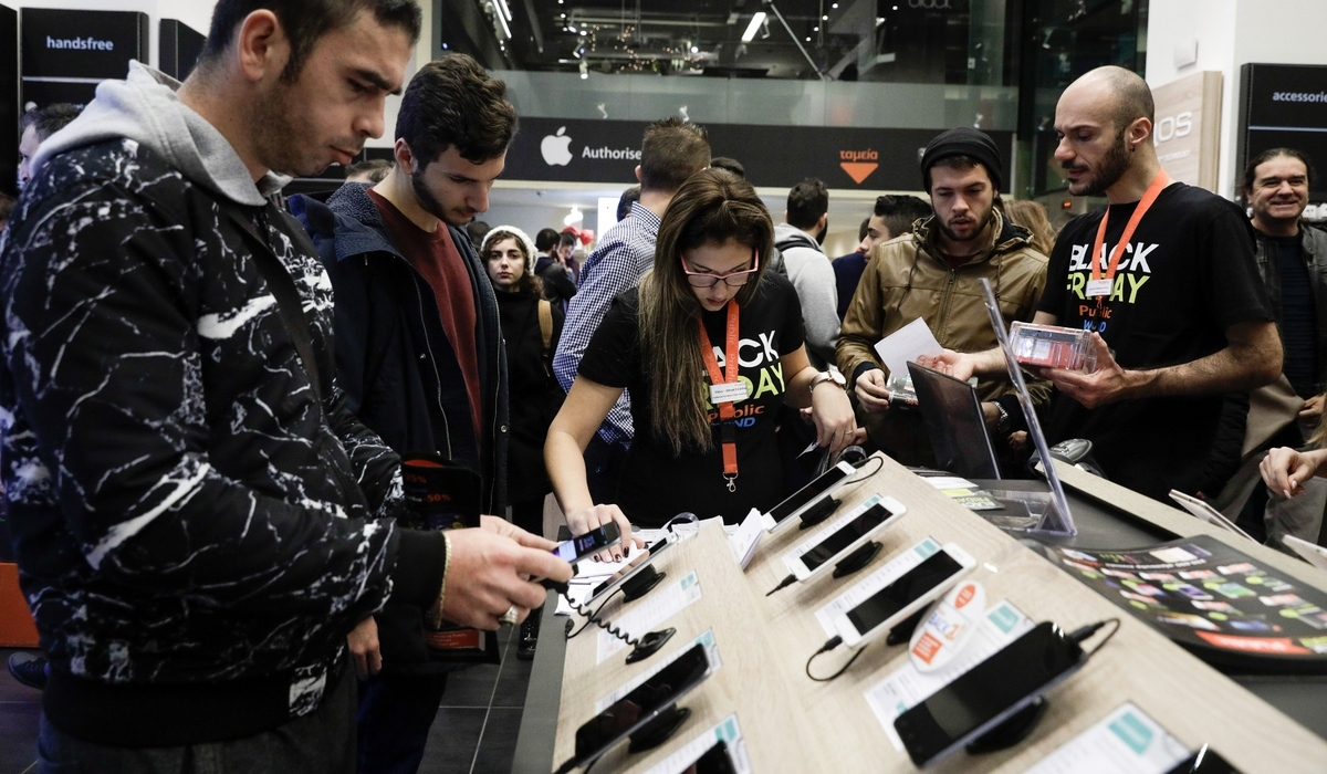 Black Friday 2023 με μεγάλες εκπτώσεις στα iPhone – Όλες οι προσφορές