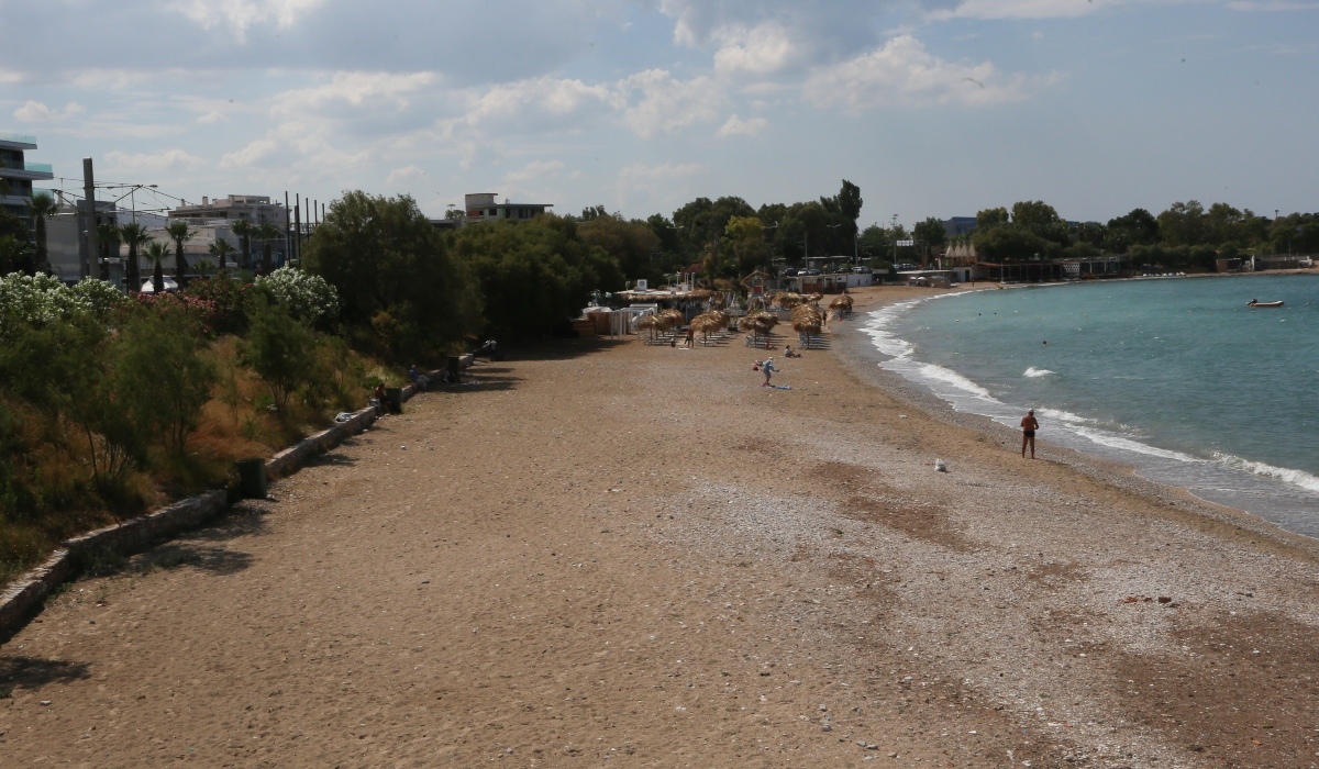 Άλιμος: Νεκρή ηλικιωμένη σε ελεύθερη παραλία