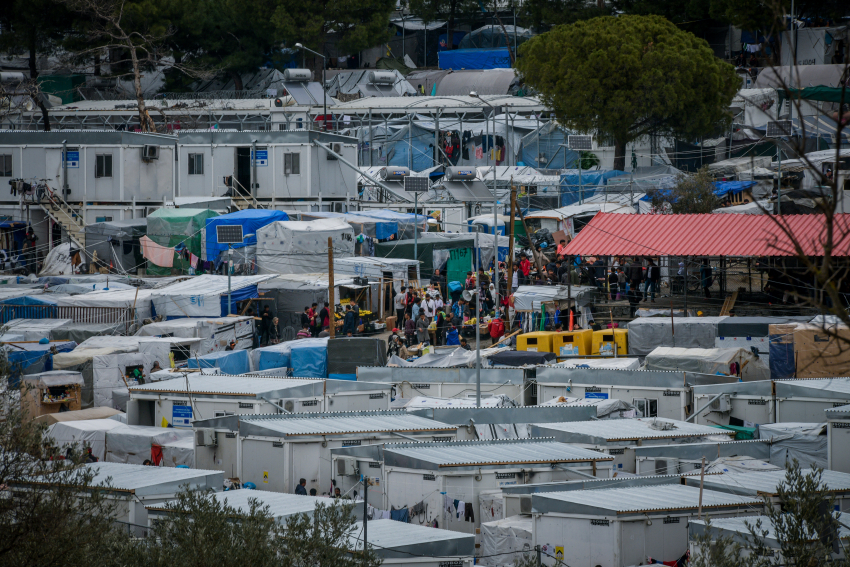 Μόρια: Συγκρούσεις στη «ζούγκλα» του ΚΥΤ – Νεκρός ένας 19χρονος