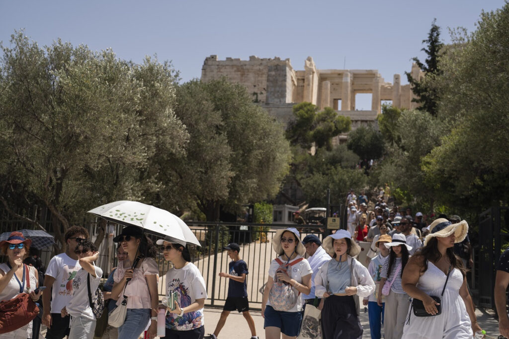 Μετά τη Γαλλία, ανησυχία και στην Ελλάδα για τους κοριούς: «Πρόκειται για έντομο – ταξιδευτή»