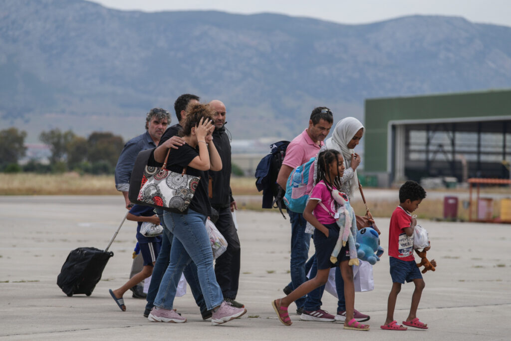 Σουδάν: Ακόμα 7 Έλληνες απεγκλωβίστηκαν με ασφάλεια και έφτασαν στην Αίγυπτο