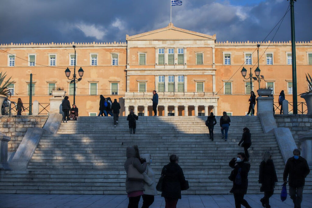 Έρευνα Prorata: Τι πιστεύουν για Χούντα και Παπαδόπουλο οι ψηφοφόροι των κομμάτων