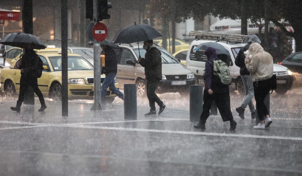 Κακοκαιρία: Πότε θα «χτυπήσει» και ποιες περιοχές θα επηρεάσει (LIVE Eικόνα)