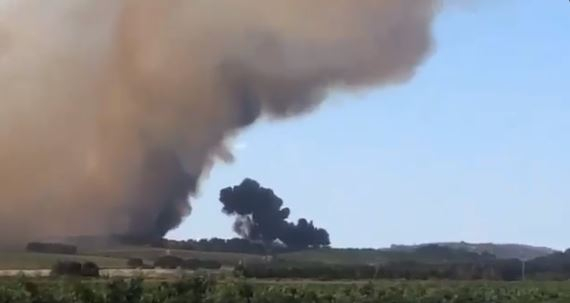 Τραγωδία στη Γαλλία: Συνετρίβη πυροσβεστικό αεροσκάφος – Νεκρός ο πιλότος (video)