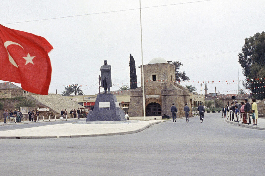 Σάλος στην Κύπρο για τις σχολικές εκδρομές στα Κατεχόμενα – Με χρηματοδότηση από το ΥΠΕΞ της Γερμανίας