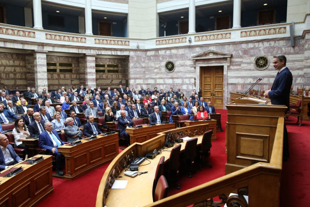 Με κομματική πειθαρχία και στον γάμο των ομόφυλων ζευγαριών