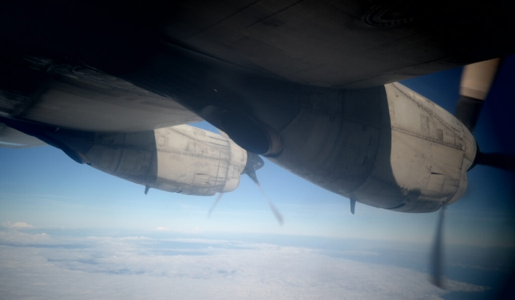 Έφυγαν το βράδυ άλλα δυο C-130 με όπλα για Ουκρανία!