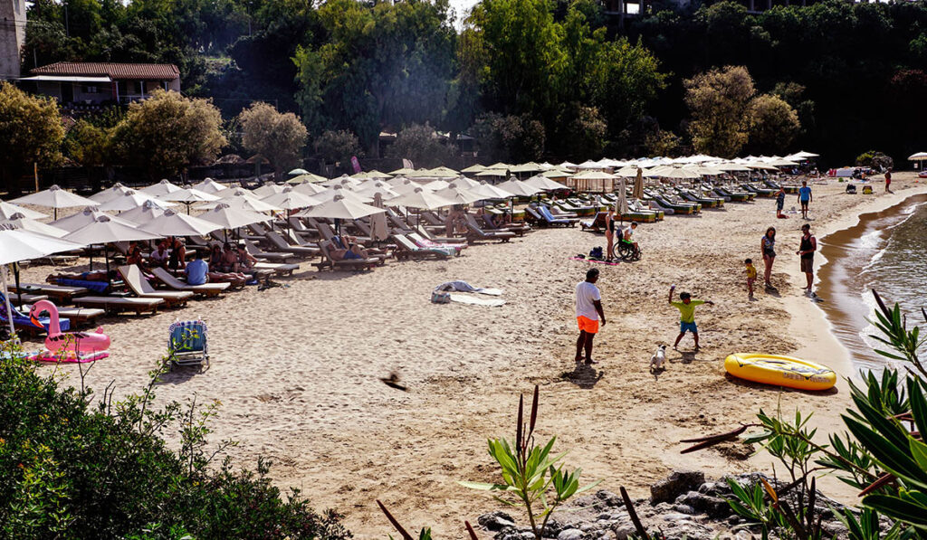 Μεσσηνία: Έκρηξη σε beach bar στην παραλία Καλογριά, στη Στούπα