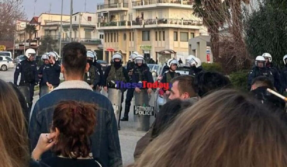 Νομική Κομοτηνής: Αφέθηκαν ελεύθεροι οι 18 άτομα που προσήχθησαν κατά την επιχείρηση της ΕΛΑΣ