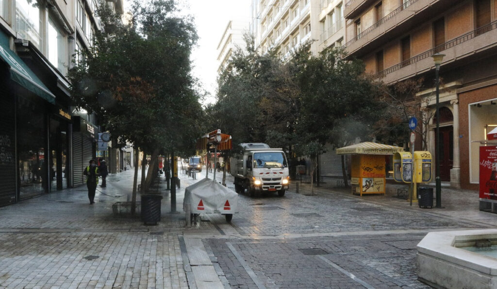 Στον ορίζοντα γενική απεργία – Κοινή δράση ΑΔΕΔΥ με ΓΣΕΕ