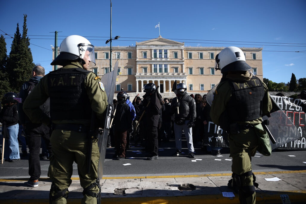 Δολοφονία Γρηγορόπουλου: Τι ώρα είναι οι πορείες στις 6 Δεκεμβρίου – Δρακόντεια μέτρα ασφαλείας