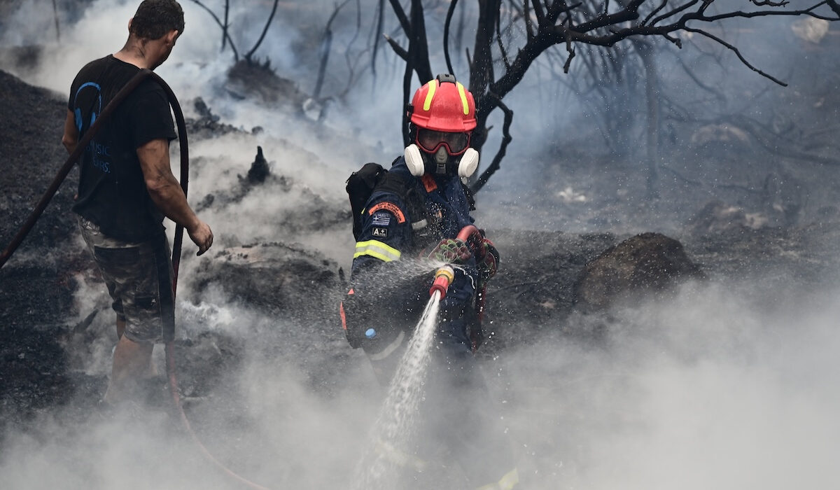 Φωτιά στην Αργολίδα: Ενισχύονται οι δυνάμεις της Πυροσβεστικής