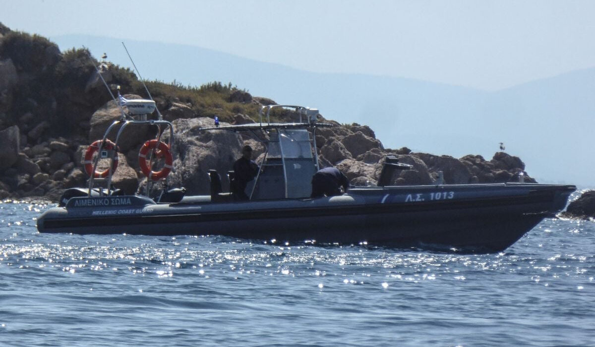 Μακάβριο εύρημα Θάσο: Θρίλερ με ανθρώπινο κρανίο στη θάλασσα