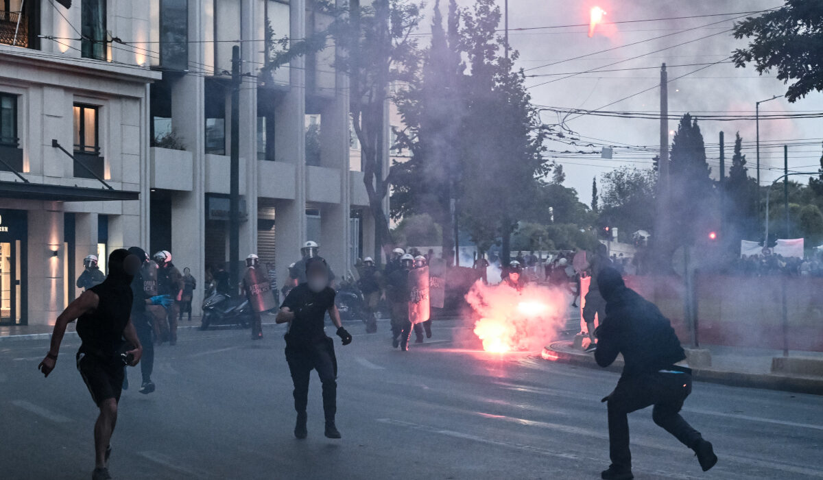 Ναυάγιο στην Πύλο: Ποινική δίωξη στους συλληφθέντες για τα επεισόδια στην Αθήνα