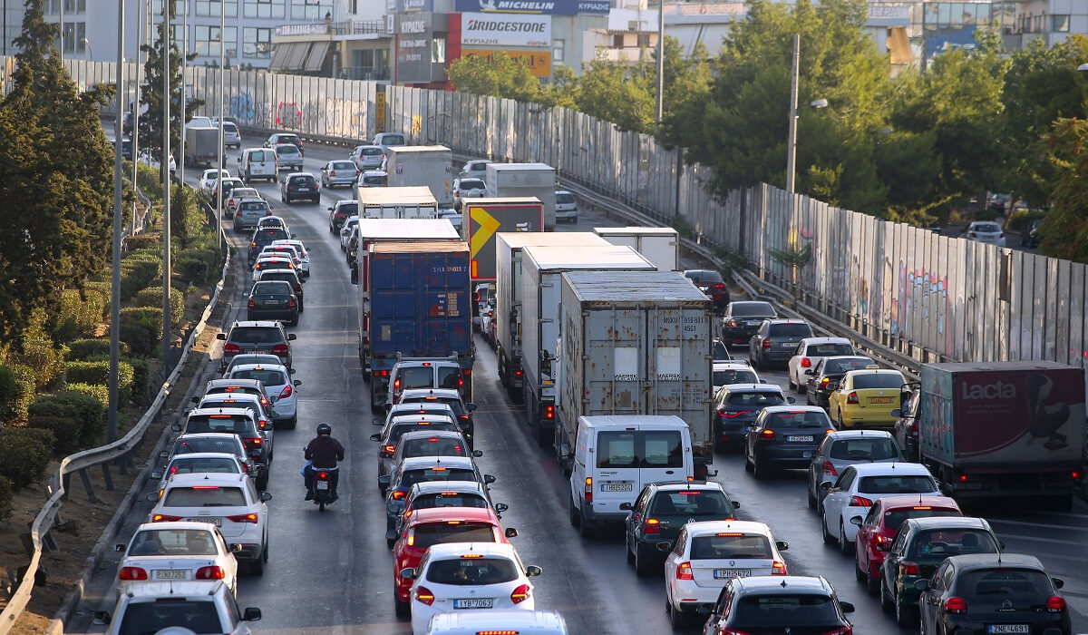 Κίνηση τώρα στην Αθήνα: Τα 6 πιο δύσκολα σημεία στους δρόμους