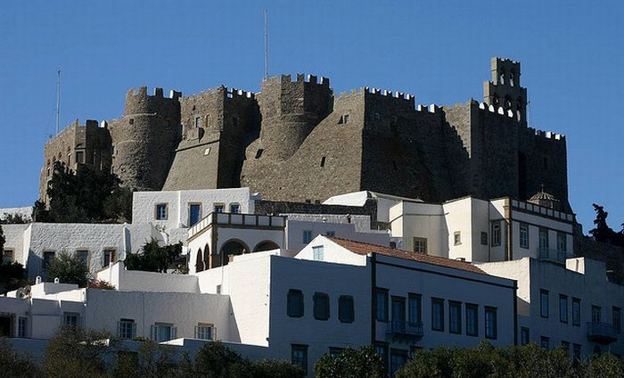 Πάτμος και Λειψοί οι τουριστικοί προορισμοί που ξεχωρίζουν για τα θρησκευτικά προσκυνήματα