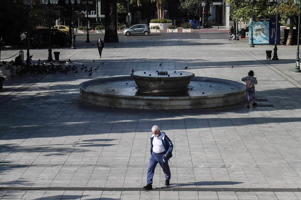 Ασφαλιστικό: Οι αλλαγές σε συντάξεις, φορολογία και αναδρομικά το 2021